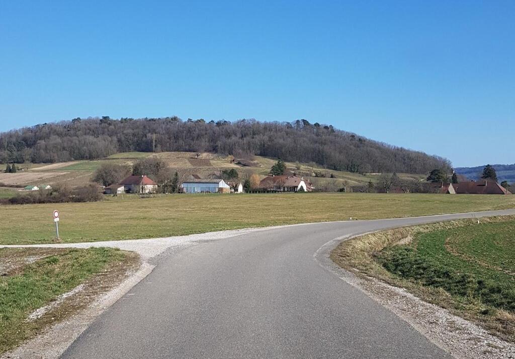 Gite Micha Saint-Lothain Exterior foto